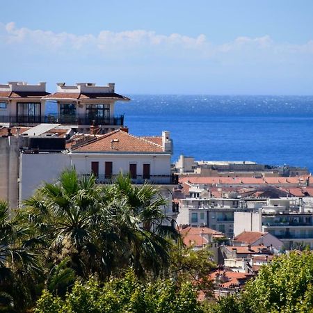Appartement terrasse vue mer / nice Extérieur photo